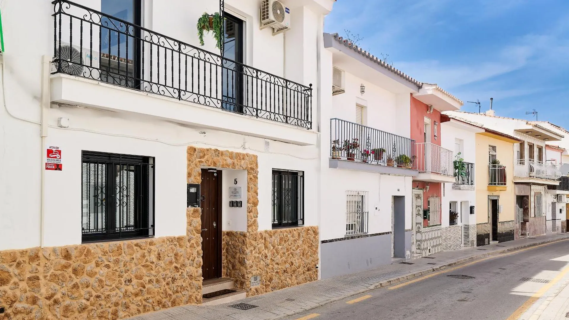 Kosta Homes - Modern Two Bedroom With Terrace Alhaurín de la Torre Сasa de vacaciones
