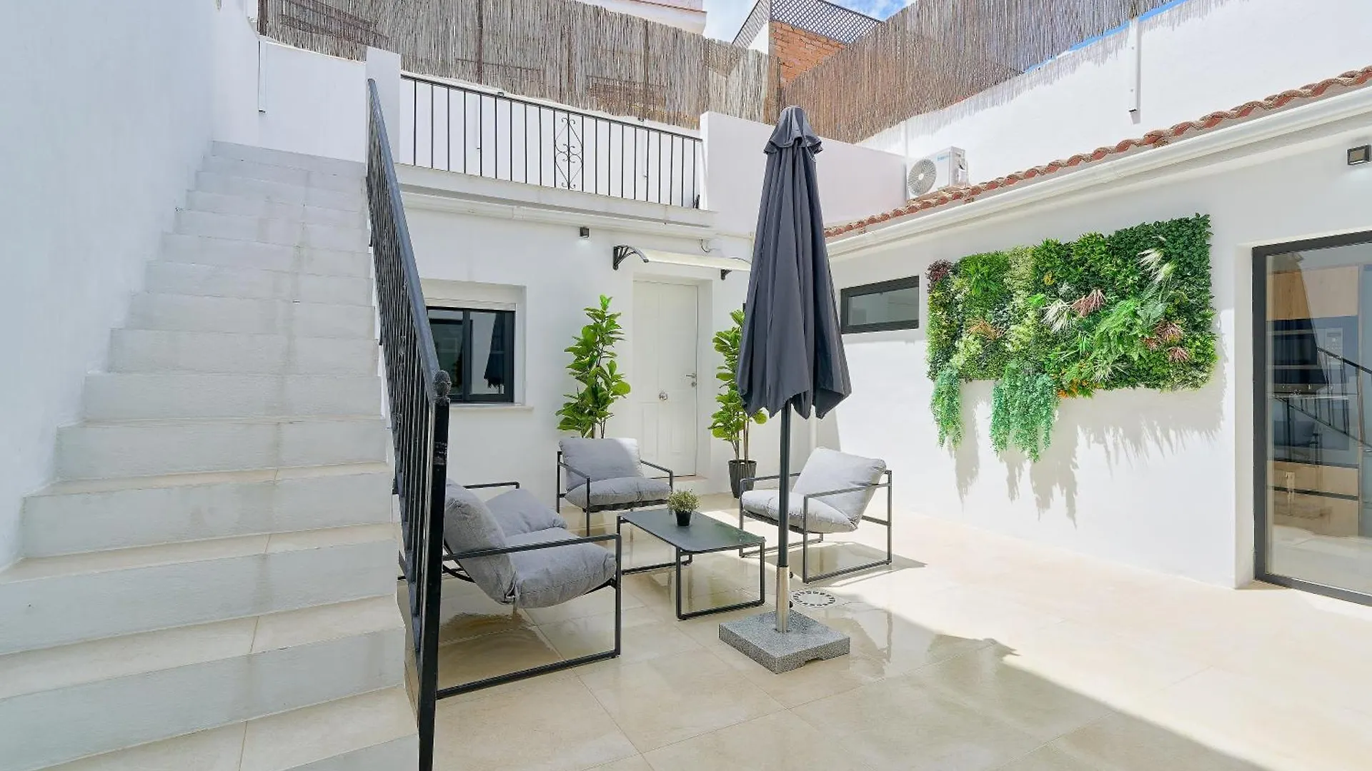 Kosta Homes - Modern Two Bedroom With Terrace Alhaurín de la Torre 0*,  España